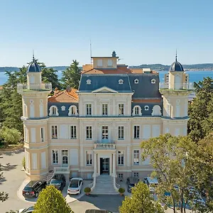 Les Tourelles 3* Sainte-Maxime